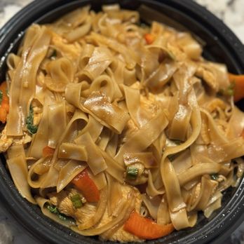 Pei Wei Asian Kitchen - Drunken noodles with chicken~ - Chinese Near Me - Palm Beach Gardens, Florida Pei Wei Asian Kitchen - Drunken noodles with chicken~ - Chinese Near Me - Palm Beach Gardens, Florida