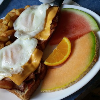 Déjeuner la Terrasse - Croque monsieur 7.50 - Breakfast & Brunch Near Me - Verdun, Quebec