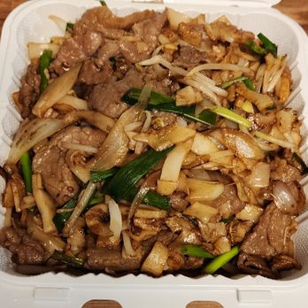 Asian Mix - Beef Chow funn - Fast Food Near Me - Honolulu, Hawaii Asian Mix - Beef Chow funn - Fast Food Near Me - Honolulu, Hawaii