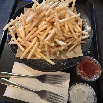 Ontz Cafe 1920 - A11. Garlic Fries - Desserts Near Me - Fresno, California Ontz Cafe 1920 - A11. Garlic Fries - Desserts Near Me - Fresno, California
