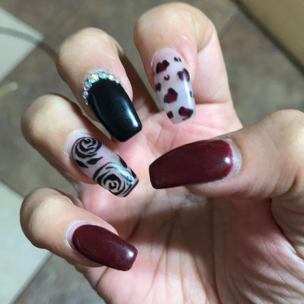 Million Nails & Bar - Nail Salons Near Me - Grand Prairie, Texas
