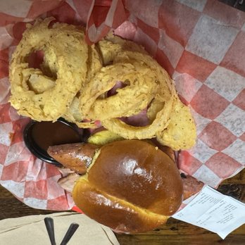 The Texas Star Inn - Brisket and sausage sandwich - Wine Bars Near Me - San Antonio, Texas The Texas Star Inn - Brisket and sausage sandwich - Wine Bars Near Me - San Antonio, Texas