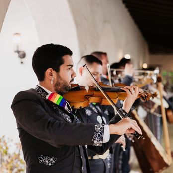 Mariachi Arcoiris - The BEST mariachi - Musicians Near Me Mariachi Arcoiris - The BEST mariachi - Musicians Near Me