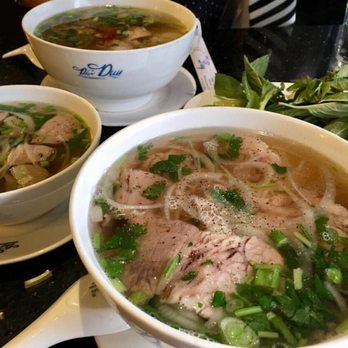 Pho Duy - Ph Nm, Ph Tái, chén Bò Viên. Pho brisket, pho filet mignon, and bowl of meatballs. - Vietnamese Near Me - Houston, Texas Pho Duy - Ph Nm, Ph Tái, chén Bò Viên. Pho brisket, pho filet mignon, and bowl of meatballs. - Vietnamese Near Me - Houston, Texas
