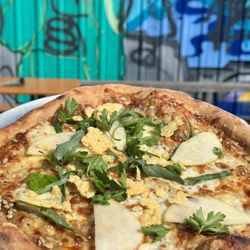 Farina Rossa - It's Always Sunny - sunchoke, sunflower seed, cheese blend, hand pulled mozzarella, pickled apple, herbs