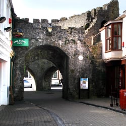Five Arches Gate - Five Arches Gate, Tenby