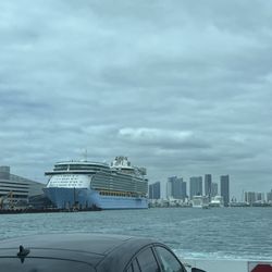 Eagle Tours & Transportation - Port of Miami & Downtown