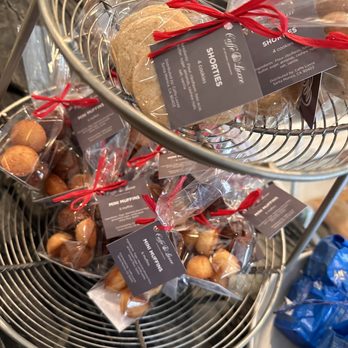 Caffe Luxxe - Sweets - Coffee Roasteries Near Me - Los Angeles, California Caffe Luxxe - Sweets - Coffee Roasteries Near Me - Los Angeles, California
