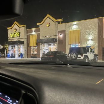 Golden Chick - Store appearance - Fast Food Near Me - La Vernia, Texas Golden Chick - Store appearance - Fast Food Near Me - La Vernia, Texas