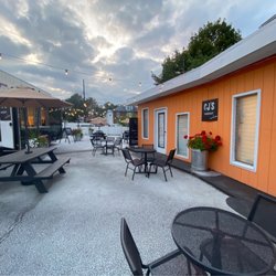 CJ's Takeout & Late Nite Bites - CJ's Courtyard