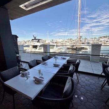 Shorebird - Beautiful patio table - Seafood Near Me - Newport Beach, California Shorebird - Beautiful patio table - Seafood Near Me - Newport Beach, California