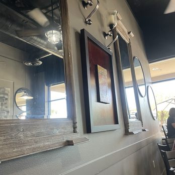 Black and White Cafe - Mirrors on the wall - Coffee Roasteries Near Me - Glendale, Arizona