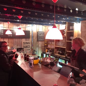 Food Hall 88 - Wine bar! - Grocery Near Me - Tilburg, New Brunswick