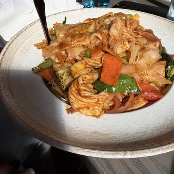 Hey Thai - Drunken Noodle - Thai Near Me - New York, New York