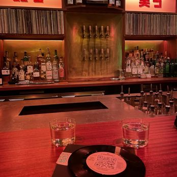 NBetween - Cocktail Bars Near Me - New York, New York NBetween - Cocktail Bars Near Me - New York, New York