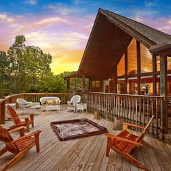 Cabins USA - Premium Pigeon Forge Cabins