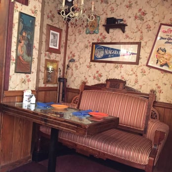The Bubble Room - Couples table. - Desserts Near Me - Captiva, Florida