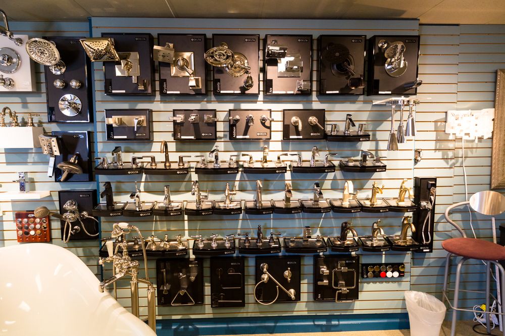 Slide of Dahl's Kitchen and Bath