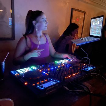 The Lincoln - DJ Das - Wine Bars Near Me - Los Angeles, California The Lincoln - DJ Das - Wine Bars Near Me - Los Angeles, California