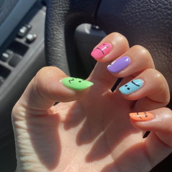 Moon Nails - Nail Salons Near Me - Los Angeles, California Moon Nails - Nail Salons Near Me - Los Angeles, California