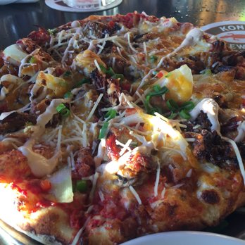 Kona Brewing - Bruddah beef brisket pizza - Pubs Near Me - Honolulu, Hawaii Kona Brewing - Bruddah beef brisket pizza - Pubs Near Me - Honolulu, Hawaii
