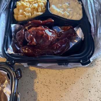 Melba's Soulfood Kitchen - Run, link and chicken meal - Food Delivery Services Near Me - San Bernardino, California Melba's Soulfood Kitchen - Run, link and chicken meal - Food Delivery Services Near Me - San Bernardino, California