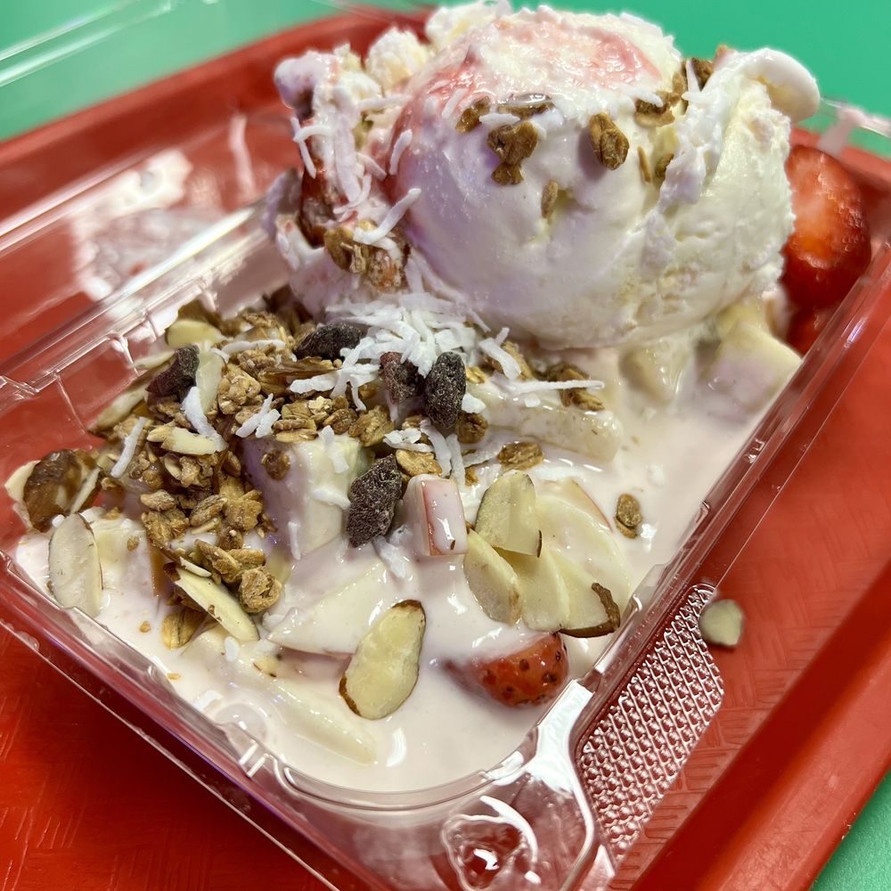 La Michoacana PLUS - Fairfield - Bionicos with ice cream - Ice Cream & Frozen Yogurt Near Me - Fairfield, California La Michoacana PLUS - Fairfield - Bionicos with ice cream - Ice Cream & Frozen Yogurt Near Me - Fairfield, California