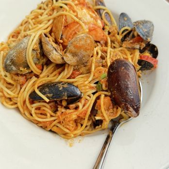 Mozzarella di Bufala - Spaghetti frutti di mare - Pizza Near Me - San Francisco, California Mozzarella di Bufala - Spaghetti frutti di mare - Pizza Near Me - San Francisco, California