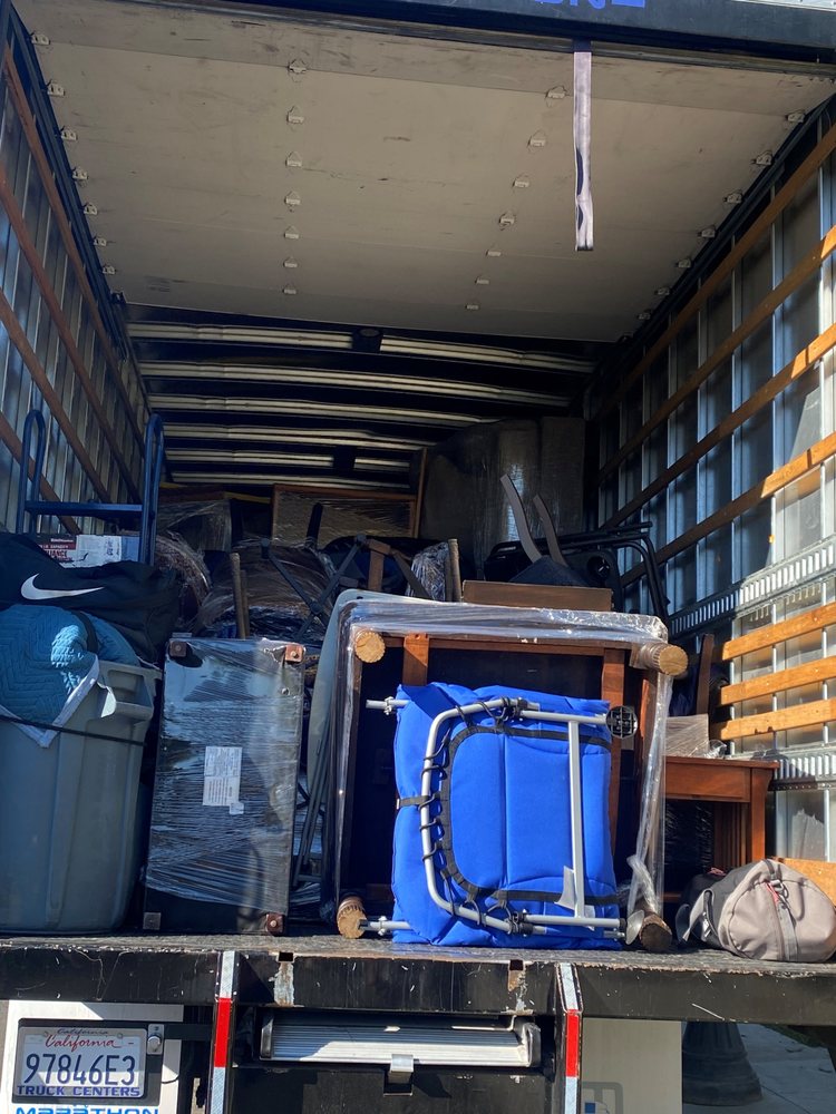 Meathead Movers - "Full" Truck 1 - Movers Near Me - Clovis, California Meathead Movers - "Full" Truck 1 - Movers Near Me - Clovis, California