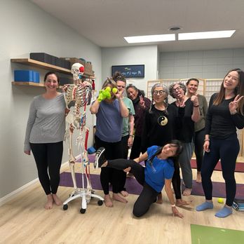 Loo Movement - Pilates Near Me - Oakland, California