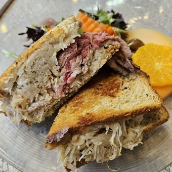 Prime Roast Cafe - Prime rib ruben sandwich - Cafes Near Me - Honolulu, Hawaii