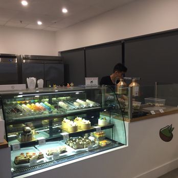 Daan Go Cake Lab - Desserts Near Me - Toronto, Ontario
