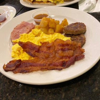 Essence House Cafe - 3 meat - Cafes Near Me - Fulshear, Texas