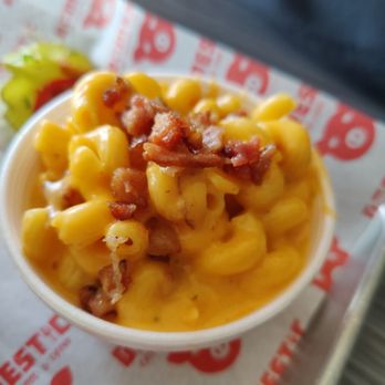 DOMESTIC - Bacon  mac and cheese - Barbeque Near Me - La Puente, California