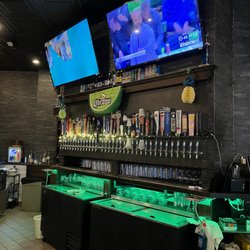 Legends Barbecue - First time here since the new bar!