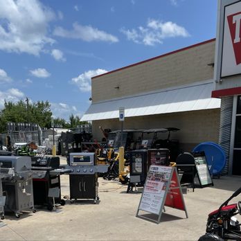 Tractor Supply - Outdoor stuff - Home & Garden Near Me - Choctaw, Oklahoma Tractor Supply - Outdoor stuff - Home & Garden Near Me - Choctaw, Oklahoma