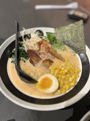 Silverlake Ramen by null