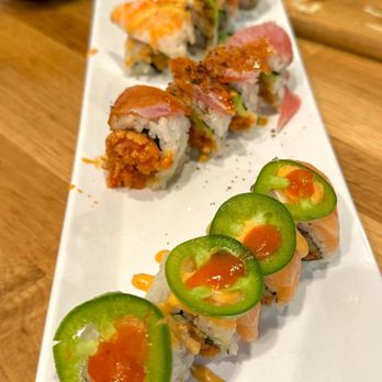 Aikan Sushi - Aikan Roll, Death Valley and crispy garlic tuna - Izakaya Near Me - Northridge, California Aikan Sushi - Aikan Roll, Death Valley and crispy garlic tuna - Izakaya Near Me - Northridge, California