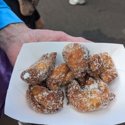 Pure Kona Green Market - Yummy! Very hot and just made.