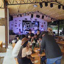 Redland Farmers Market - Country Music Live