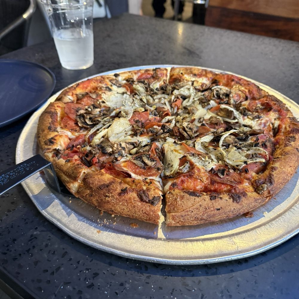 The Post Pizza - Delicious Pizza Bread - 3 Topping - Pizza Near Me - El Monte, California The Post Pizza - Delicious Pizza Bread - 3 Topping - Pizza Near Me - El Monte, California