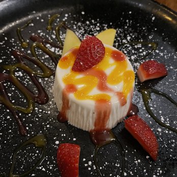 Limón - Panna Cotta de Mango
Sweetened vanilla cream custard topped with mango sauce - Peruvian Near Me - Oakland, California Limón - Panna Cotta de Mango
Sweetened vanilla cream custard topped with mango sauce - Peruvian Near Me - Oakland, California