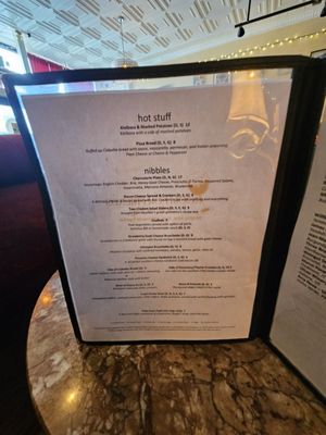 Room for Friends ... a wine bar! by null