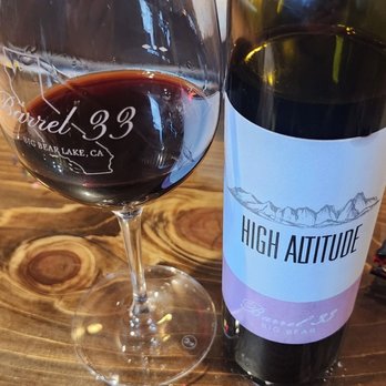 Barrel 33 - Late harvest Zin -- sweet and juicy/berries with an 18% kick  -- DELICIOUS!!! - Wine Tasting Room Near Me - Big Bear Lake, California