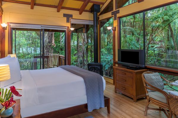 Volcano Village Lodge by null