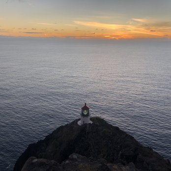 Makapu'u Point Lighthouse Trail - Sunrise hike! - Hiking Near Me - Honolulu, Hawaii