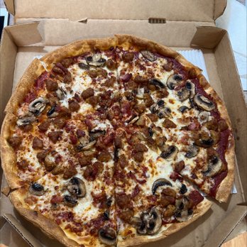 Pizza Hut - a pizza in a pizza box - Pizza Near Me - Homosassa Springs, Florida Pizza Hut - a pizza in a pizza box - Pizza Near Me - Homosassa Springs, Florida