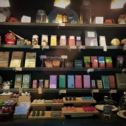 Bonbon Chocolate Boutique - Welcome to the chocolate factory...