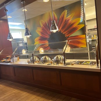DoubleTree by Hilton Hotel Raleigh - Cary - Breakfast was amazing Ma. Pam was great. Also, all the front staff. - Hotels Near Me - Cary, North Carolina