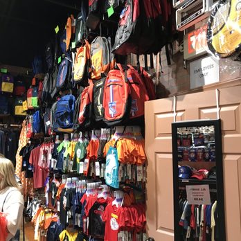 Southern Sportz Store - Men's Clothing Near Me - Pigeon Forge, Tennessee